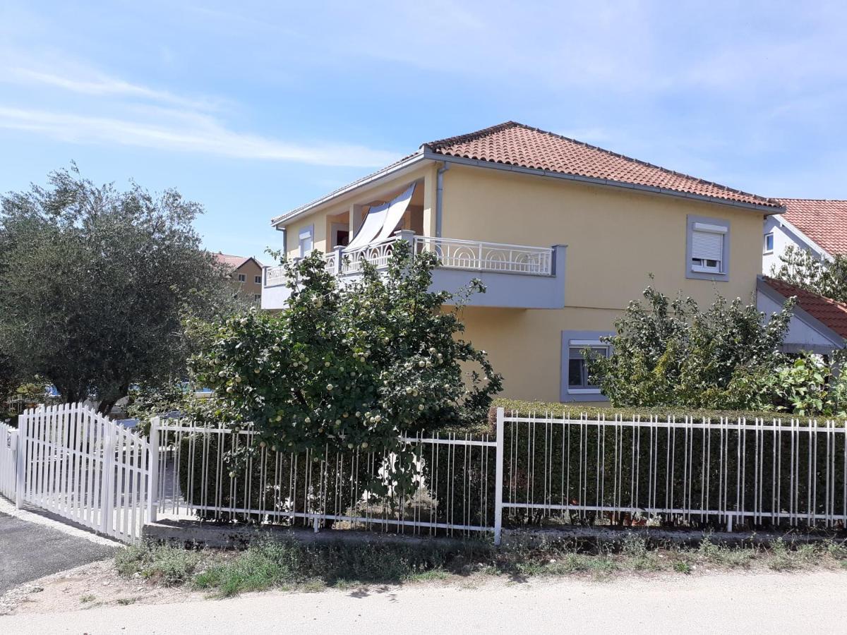 La Hacienda Dd Hotel Требине Екстериор снимка